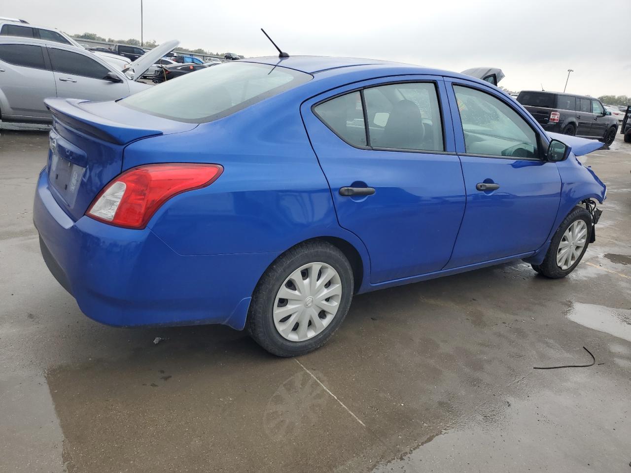 Image 3 of 2017 NISSAN VERSA S 2017 with VIN 3N1CN7AP5HL807389