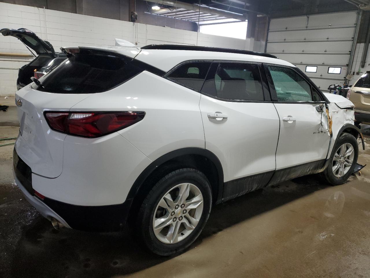 Image 3 of 2020 CHEVROLET BLAZER 2LT 2020 with VIN 3GNKBHRSXLS694402