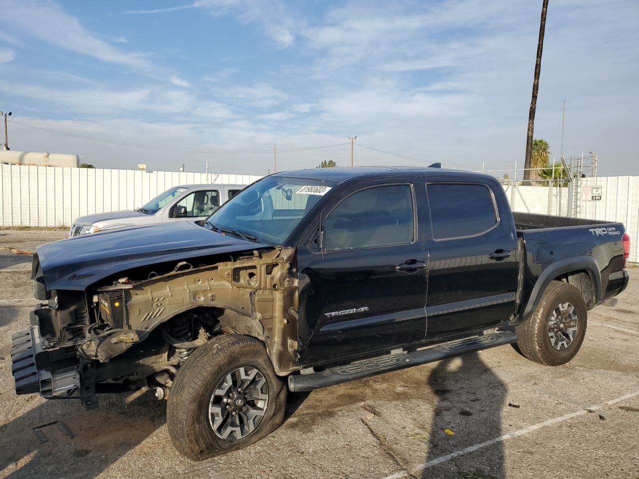 Image 1 of 2017 TOYOTA TACOMA DOUBLE CAB 2017 with VIN 3TMAZ5CNXHM027066