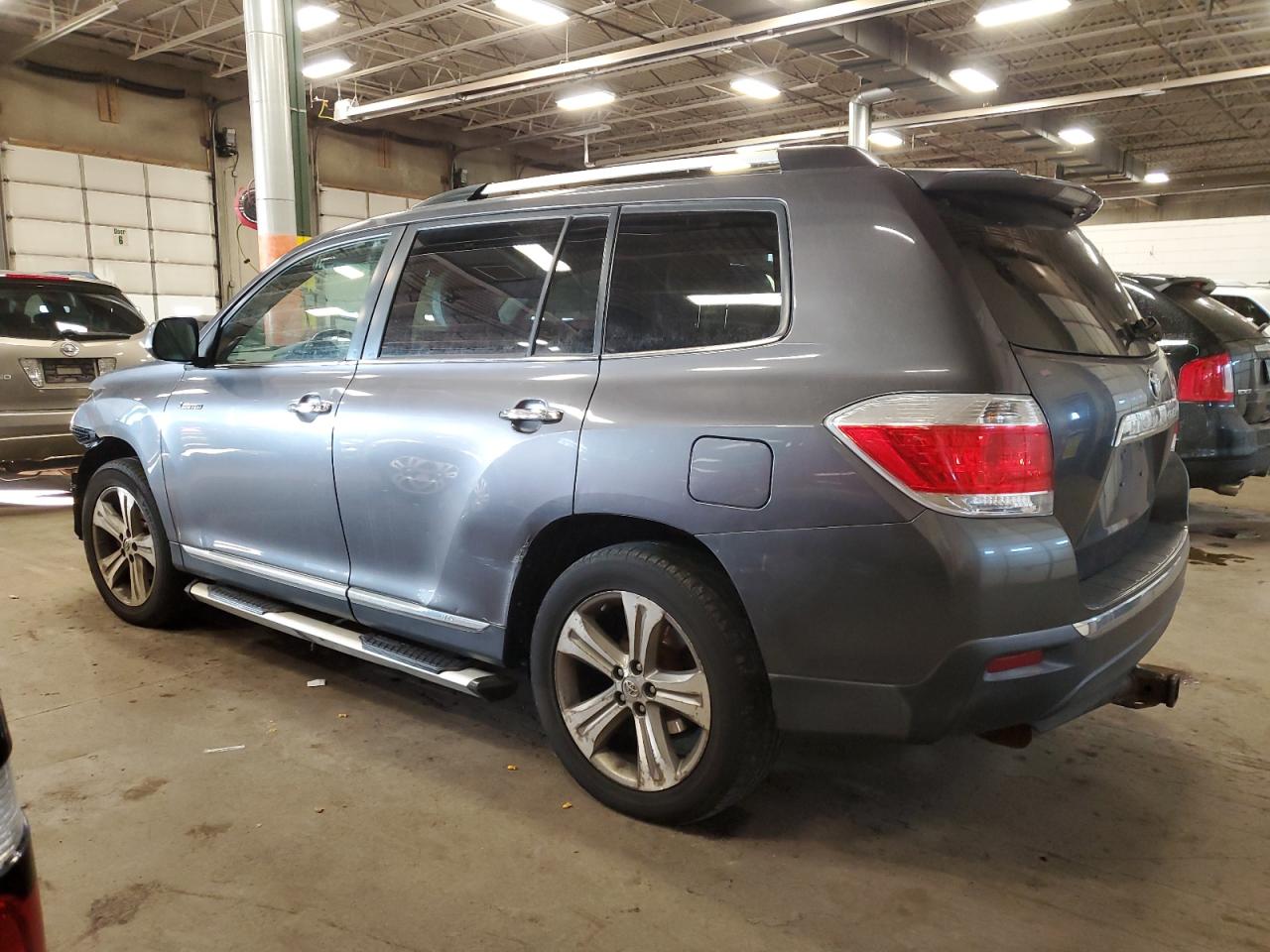 Image 2 of 2011 TOYOTA HIGHLANDER LIMITED 2011 with VIN 5TDYK3EH6BS041424