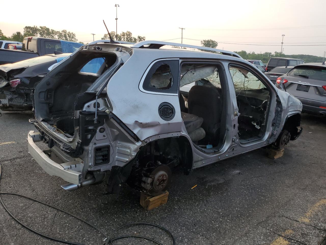 Obraz 3 z 2014 JEEP CHEROKEE LATITUDE 2014 z VIN 1C4PJLCSXEW225170