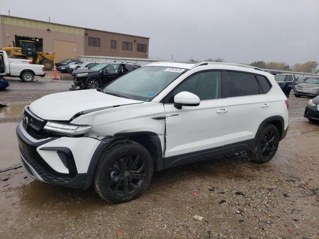 Image 1 of 2022 VOLKSWAGEN TAOS SE IQ DRIVE 2022 with VIN 3VVLX7B25NM047403