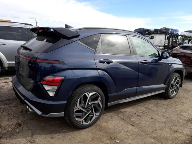 Obraz 3 z 2024 HYUNDAI KONA N LINE 2024 z VIN KM8HA3A35RU076213