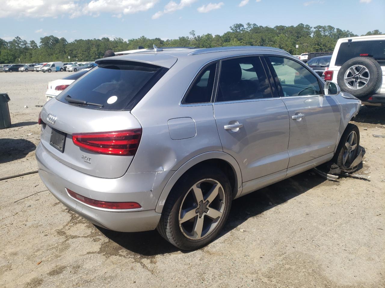Изображение 3 2015 AUDI Q3 PRESTIGE 2015 с VIN WA1GFCFS3FR007854