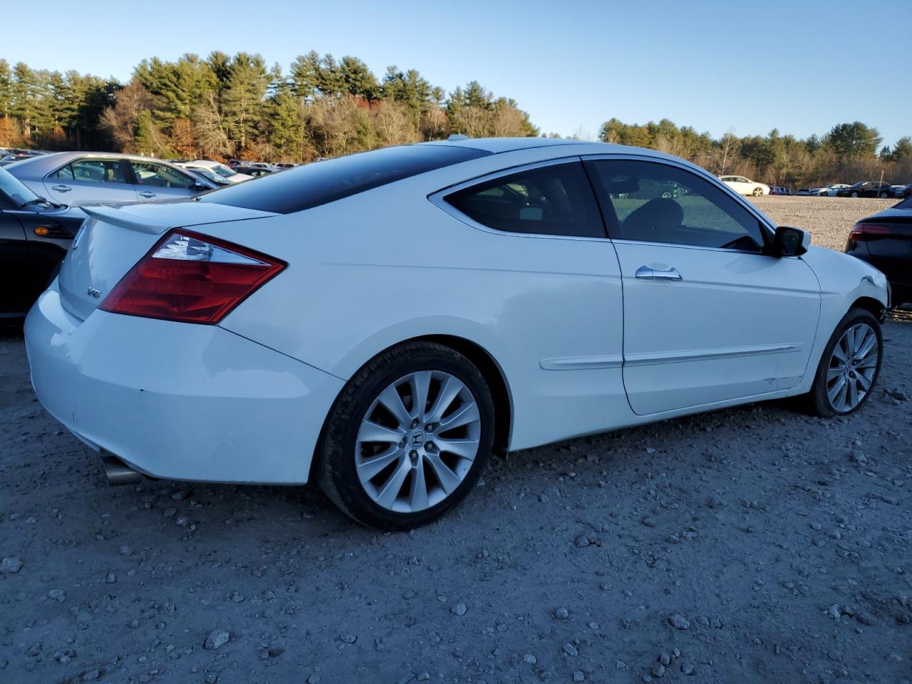 Image 3 of 2009 HONDA ACCORD EXL 2009 with VIN 1HGCS22889A001394