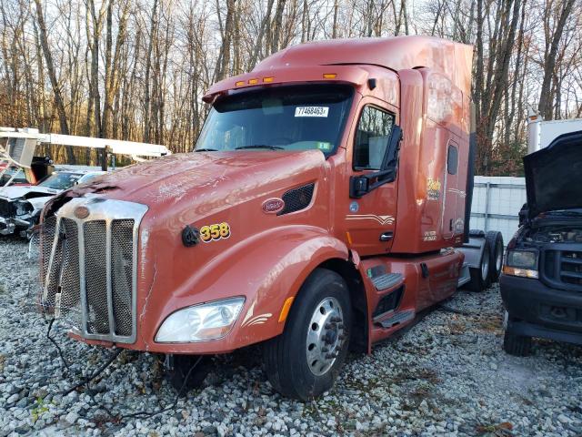 Изображение 2 2019 PETERBILT 579  2019 с VIN 1XPBDP9X4KD626361