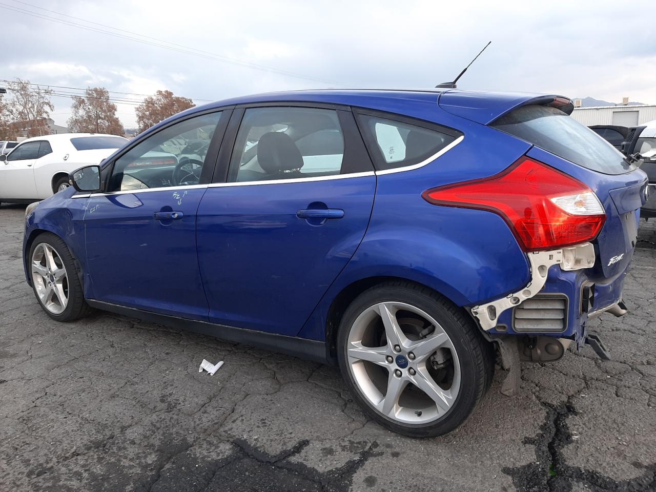 Obraz 2 z 2014 FORD FOCUS TITANIUM 2014 z VIN 1FADP3N24EL198649