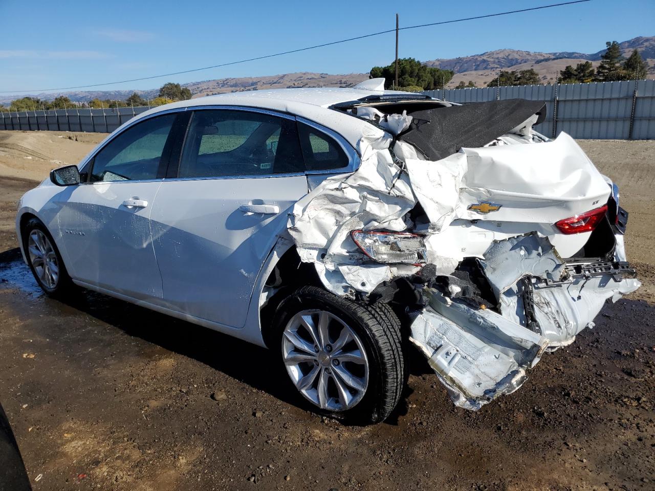 Изображение 2 2023 CHEVROLET MALIBU LT 2023 с VIN 1G1ZD5ST9PF228403