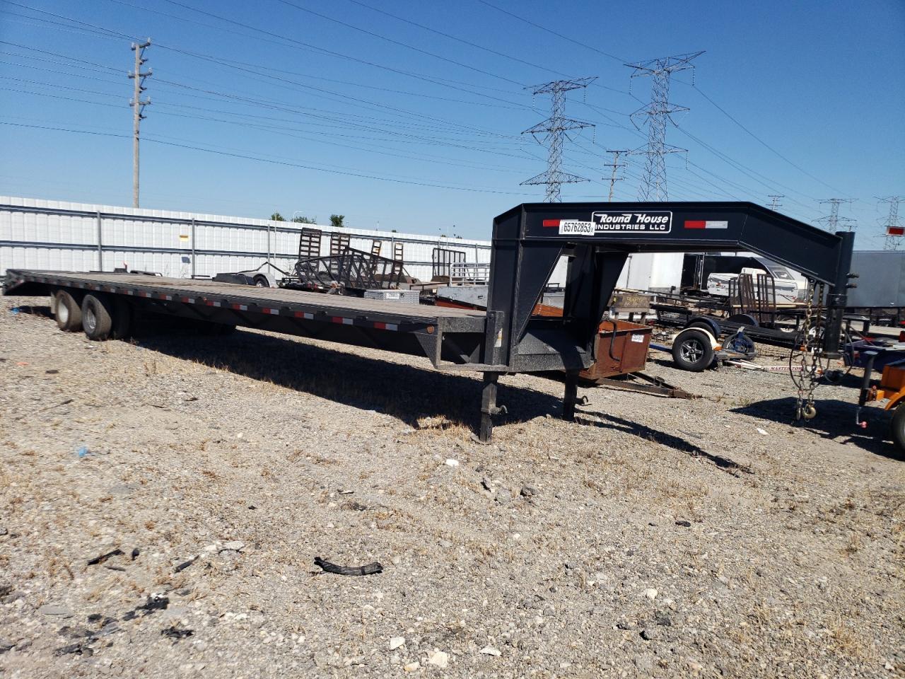 Image 1 of 2022 ROUND HOUSE 40' GN DECKOVER FLTBD 2022 with VIN 1R9F34028NS904292