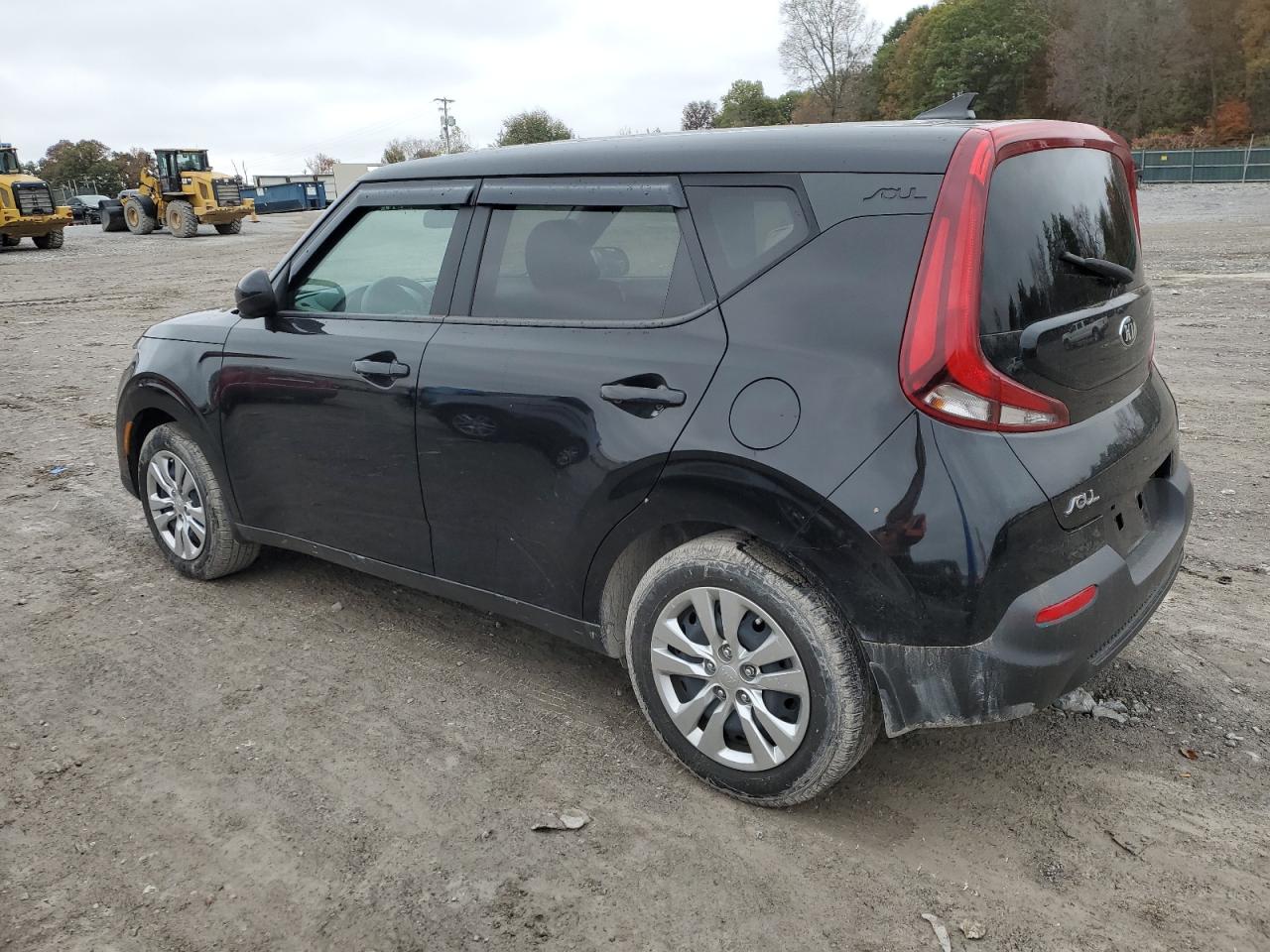Image 2 of 2021 KIA SOUL LX 2021 with VIN KNDJ23AU2M7143224