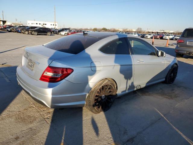 Image 3 of 2012 MERCEDES-BENZ C 250 2012 with VIN WDDGJ4HB7CF776674