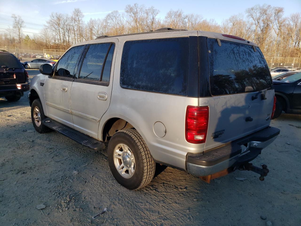 Изображение 2 2000 FORD EXPEDITION XLT 2000 с VIN 1FMRU1662YLB69424