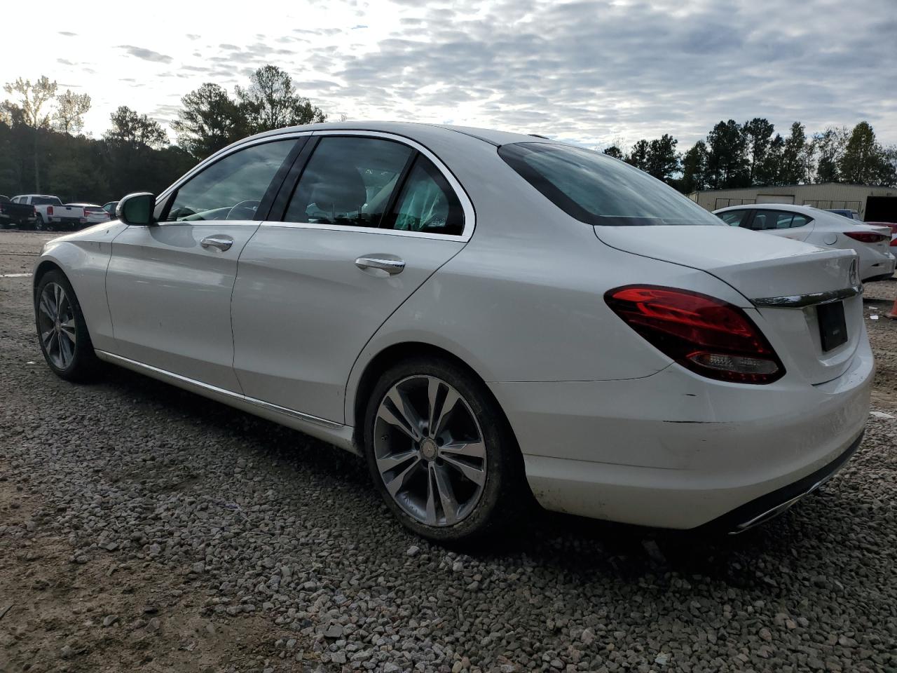 Image 2 of 2016 MERCEDES-BENZ C 300 2016 with VIN 55SWF4JB6GU124994