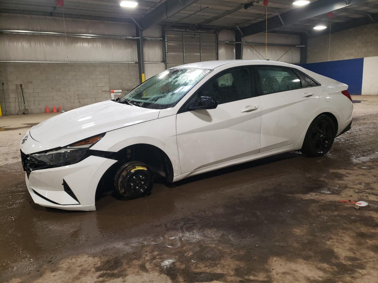 Image 1 of 2021 HYUNDAI ELANTRA SEL 2021 with VIN 5NPLM4AG7MH013180