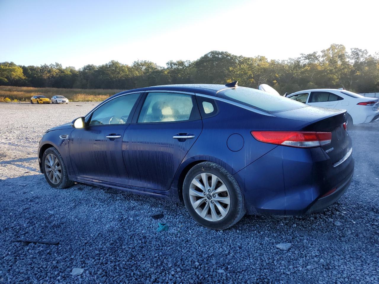 Obraz 2 z 2016 KIA OPTIMA EX 2016 z VIN 5XXGU4L31GG116901
