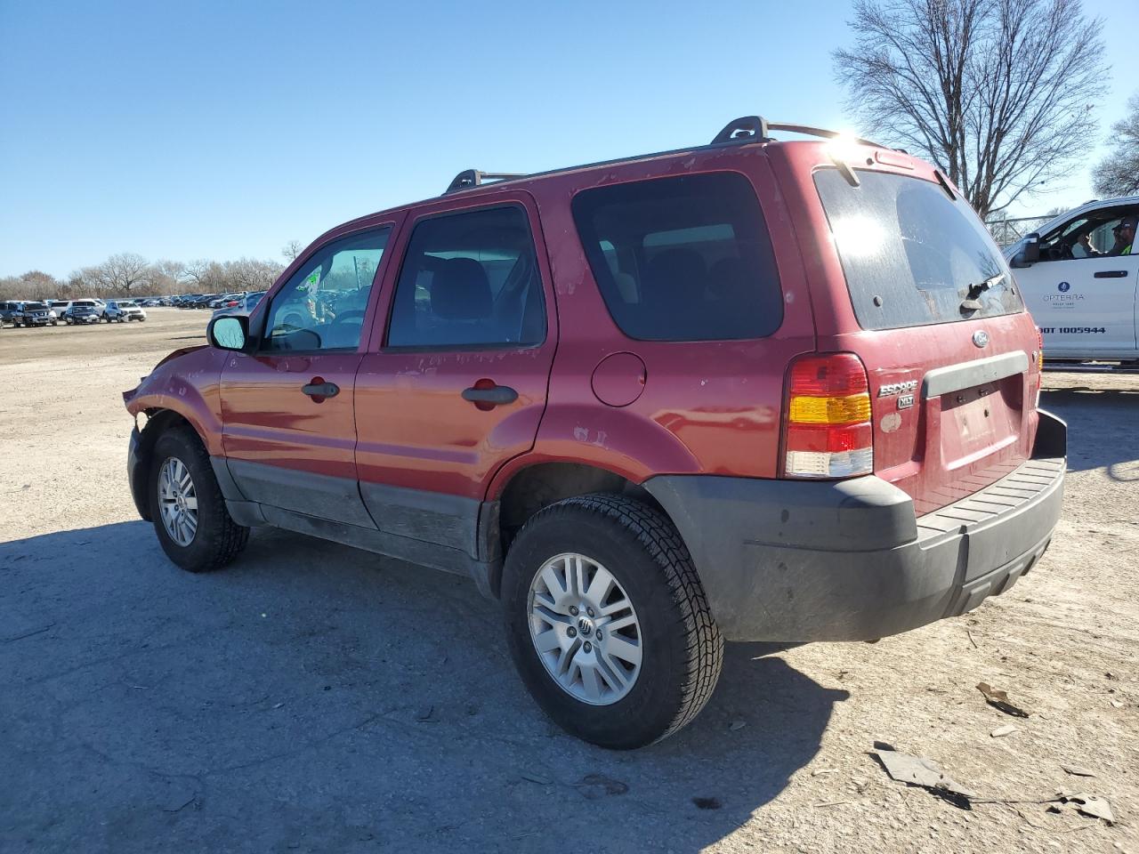 Изображение 2 2007 FORD ESCAPE XLT 2007 с VIN 1FMYU93147KA18821