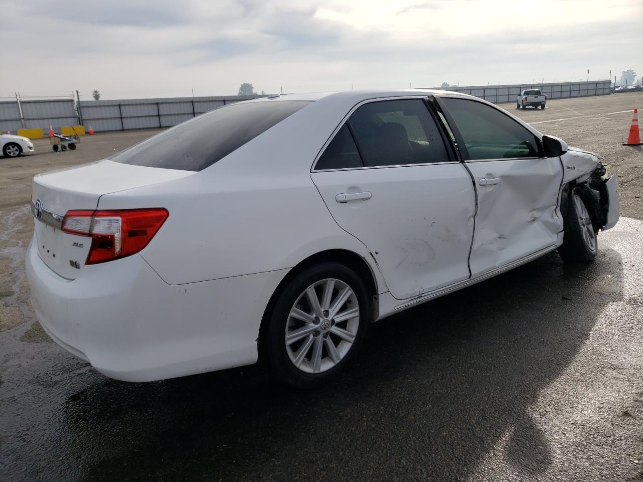 Image 3 of 2012 TOYOTA CAMRY HYBRID 2012 with VIN 4T1BD1FK8CU008822