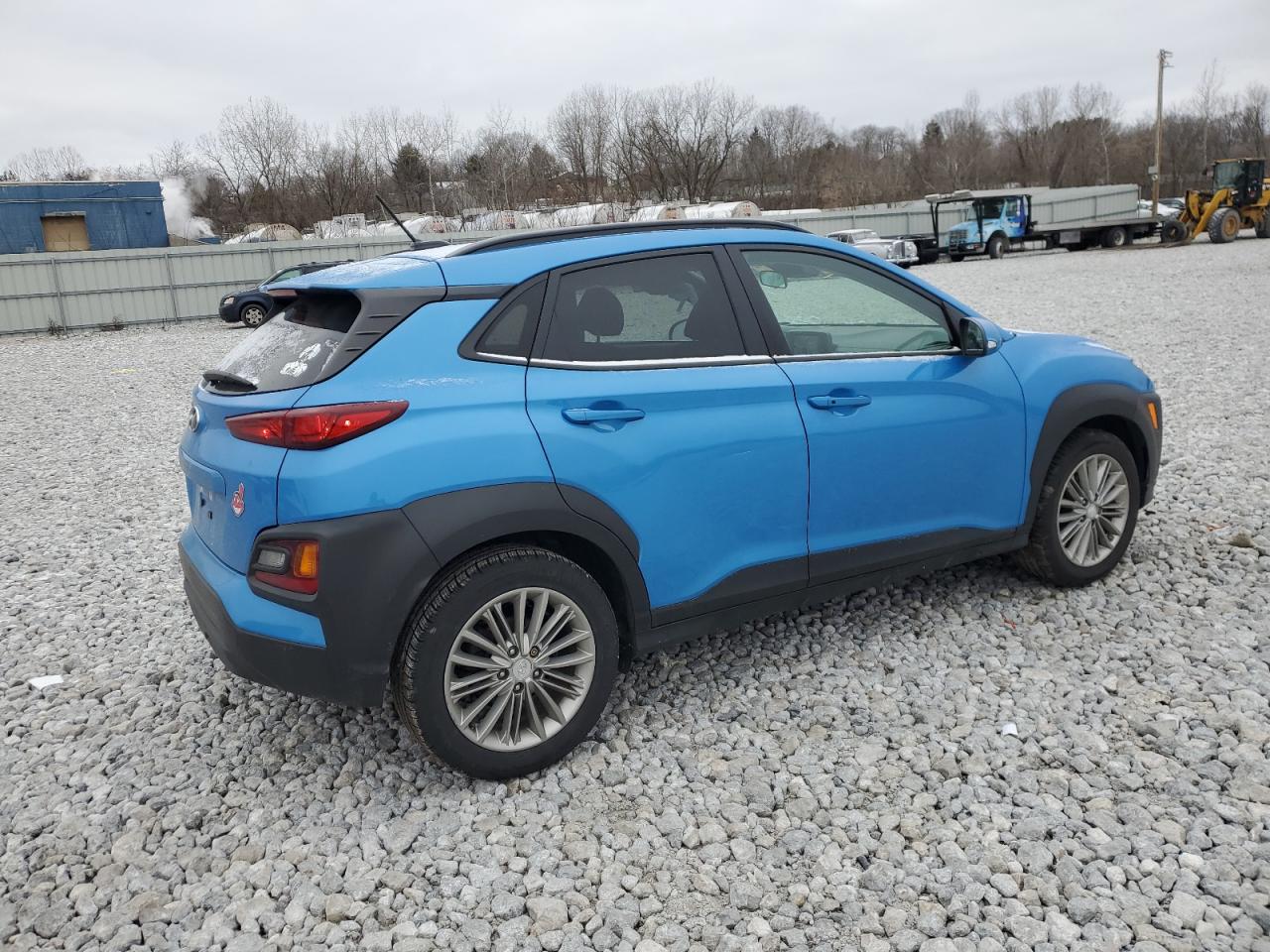 Image 3 of 2018 HYUNDAI KONA SEL 2018 with VIN KM8K62AA6JU179743