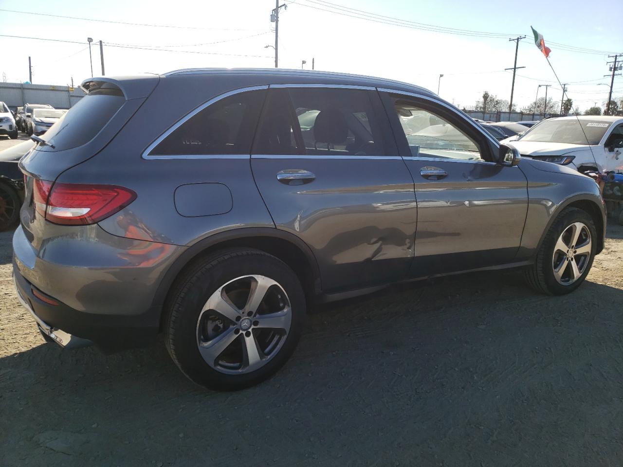 Obraz 3 z 2016 MERCEDES-BENZ GLC 300 2016 z VIN WDC0G4JB4GF057497