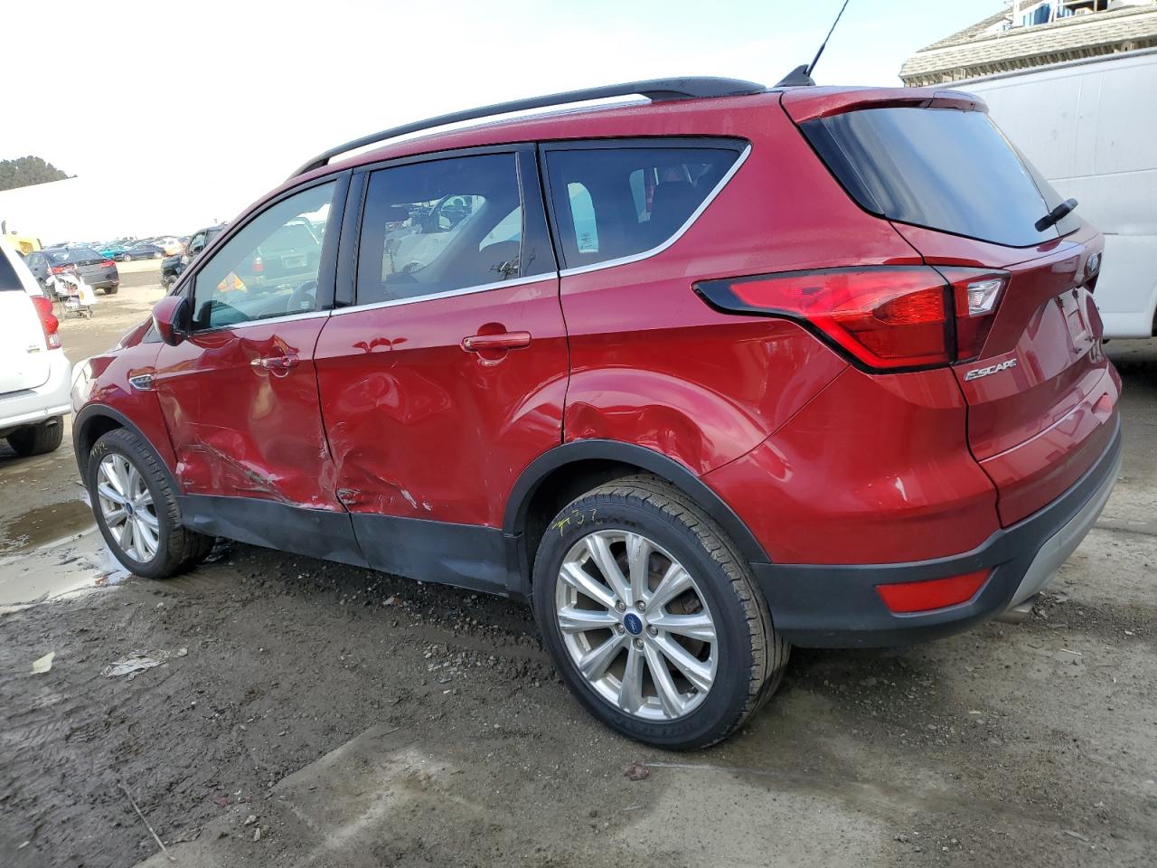 Image 2 of 2019 FORD ESCAPE SEL 2019 with VIN 1FMCU9HD9KUA52215