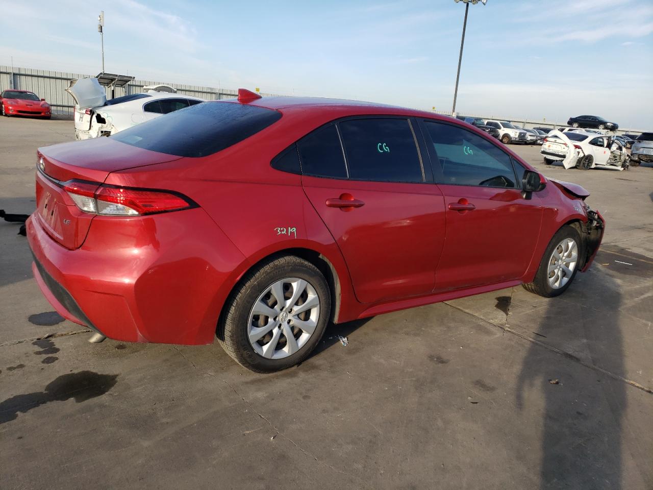 Image 3 of 2020 TOYOTA COROLLA LE 2020 with VIN JTDEPRAE0LJ040464