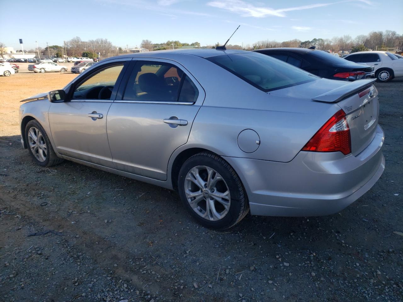 Изображение 2 2012 FORD FUSION SE 2012 с VIN 3FAHP0HAXCR102511