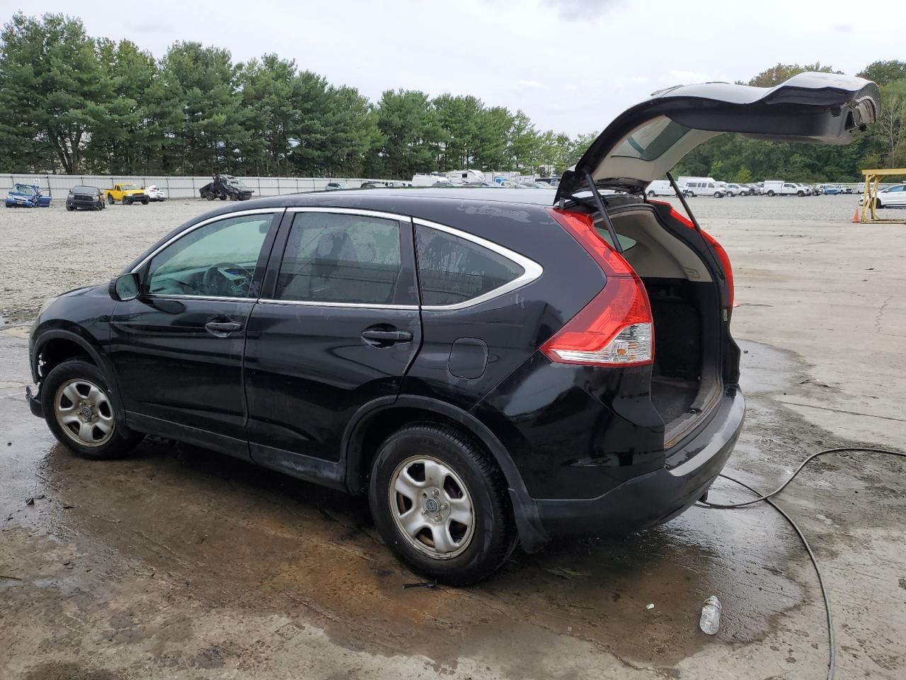 Image 2 of 2014 HONDA CR-V LX 2014 with VIN 2HKRM4H37EH679552