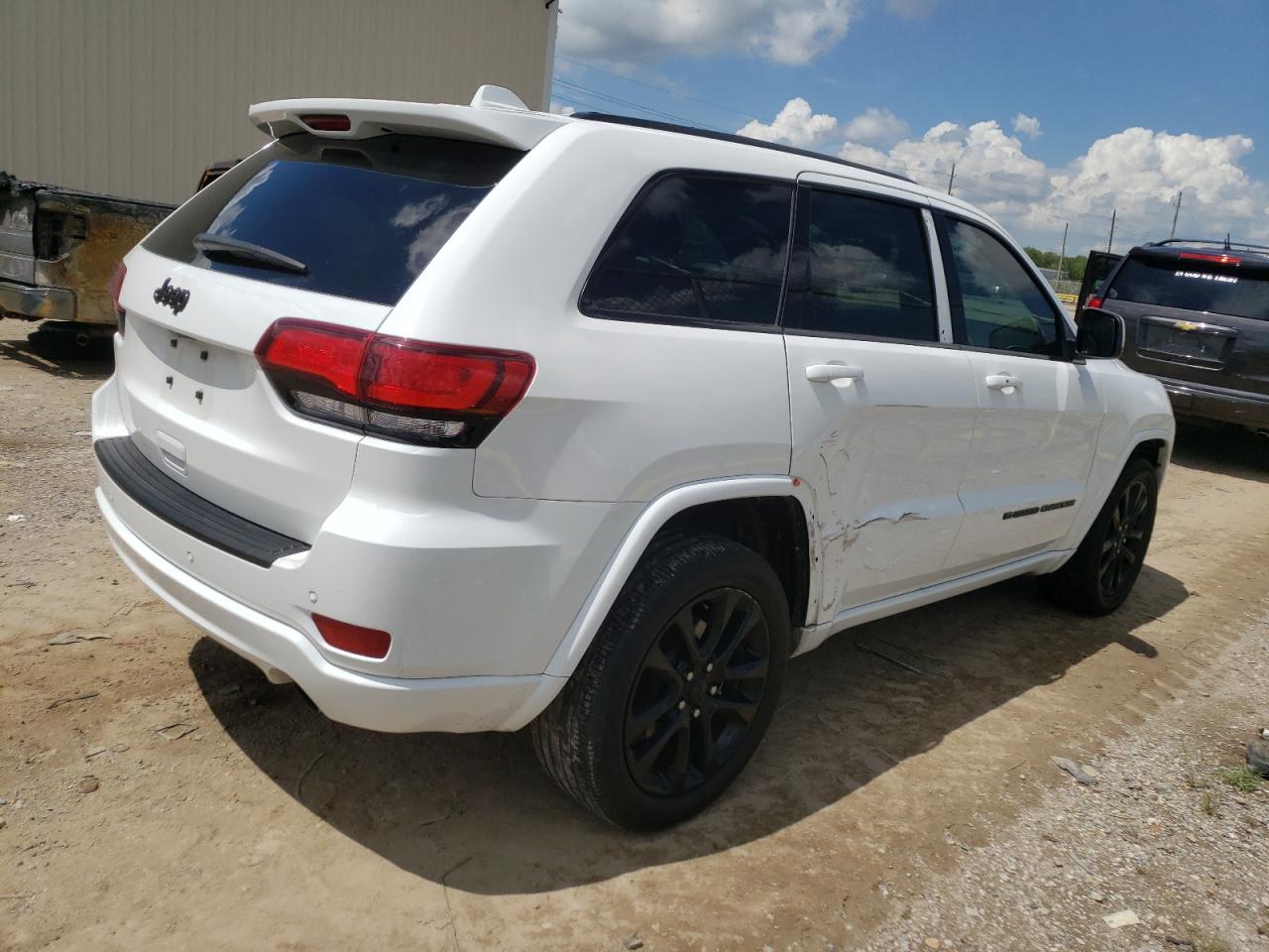 Obraz 3 z 2022 JEEP GRAND CHEROKEE LAREDO E 2022 z VIN 1C4RJEAG8NC128120