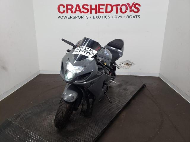 Image 2 of 2005 SUZUKI GSX-R750 K 2005 with VIN JS1GR7JA452108339