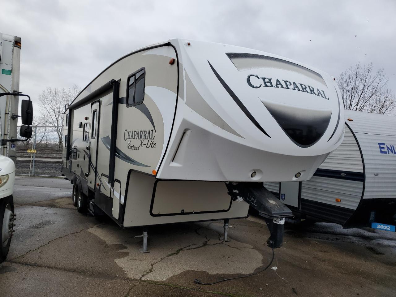 Obraz 1 z 2015 COACH CHAPARRAL 2015 z VIN 5ZT3CLTB6FA311355