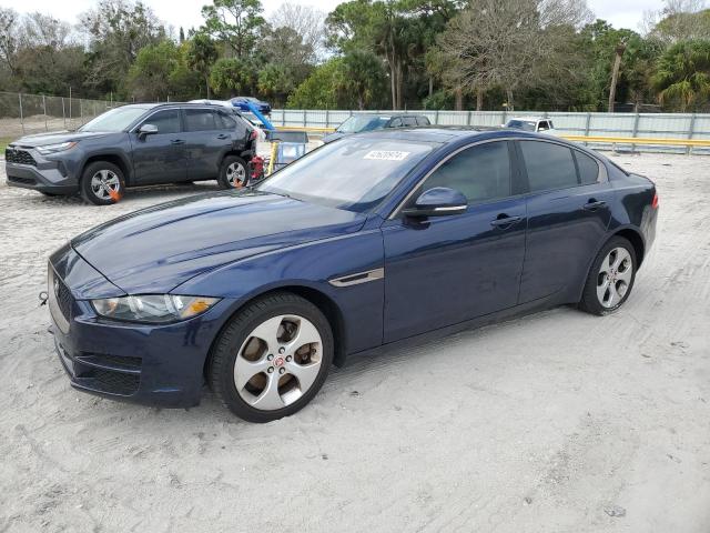 Obraz 1 z 2017 JAGUAR XE  2017 z VIN SAJAR4BGXHA972630