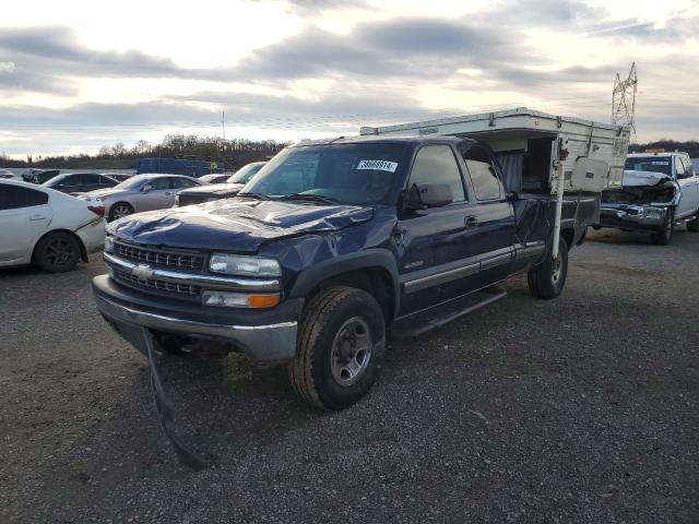Image 2 of 2000 CHEVROLET SILVERADO K2500 2000 with VIN 1GCGK29U4YE408820