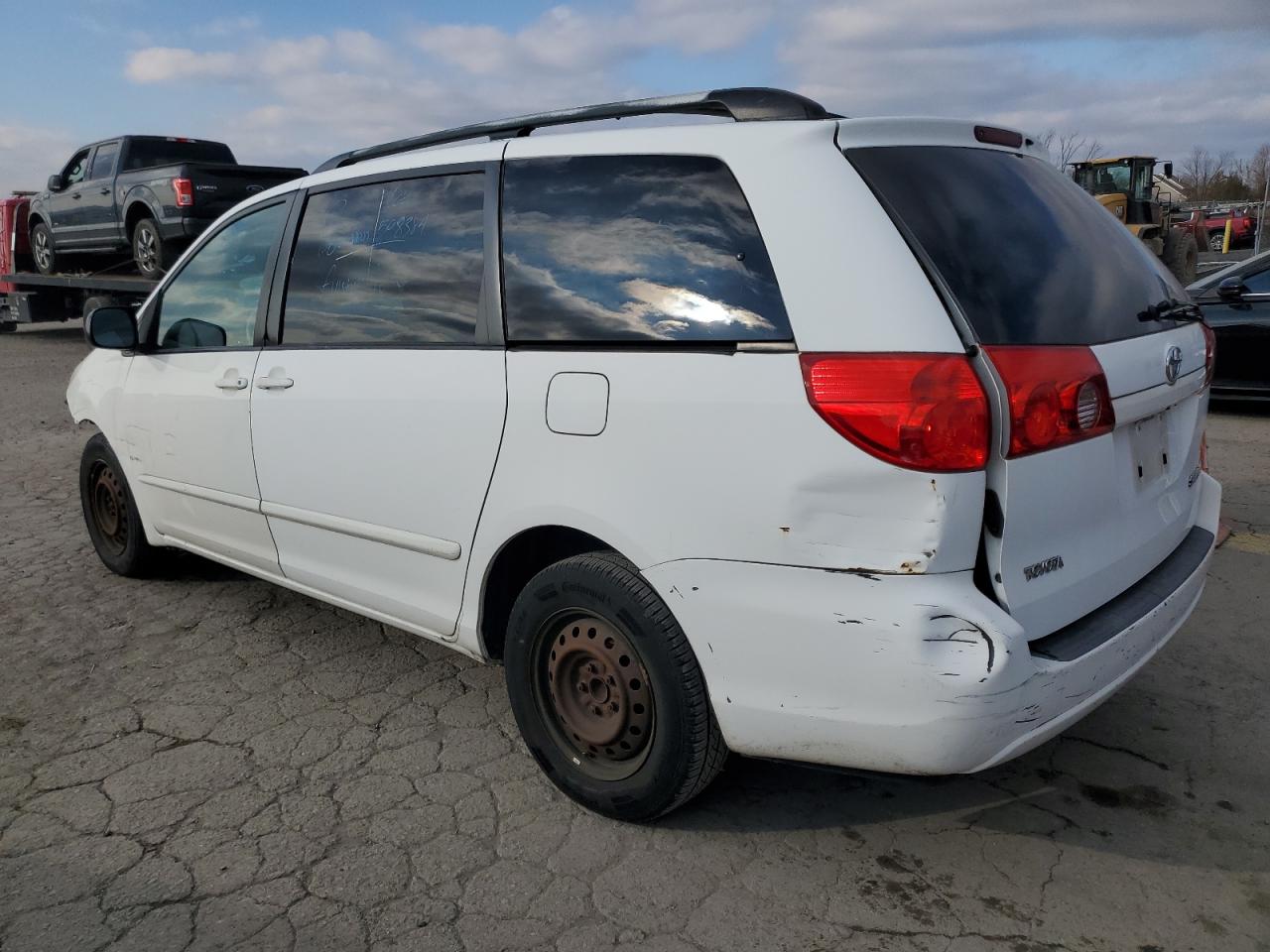 Obraz 2 z 2008 TOYOTA SIENNA CE 2008 z VIN 5TDZK23C68S116928