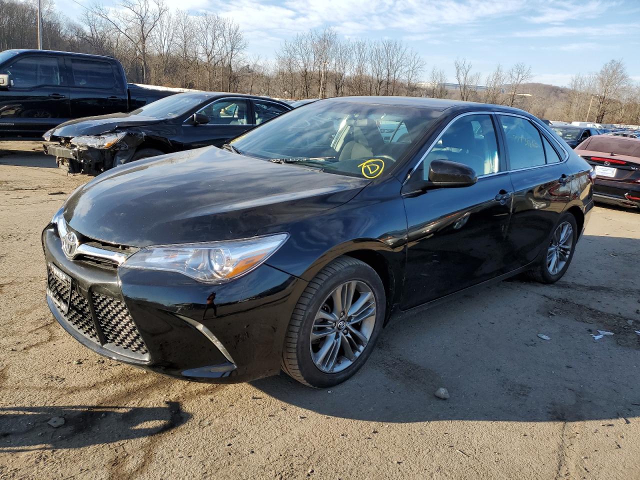 Obraz 1 z 2017 TOYOTA CAMRY LE 2017 z VIN 4T1BF1FKXHU650881