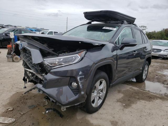 Image 1 of 2020 TOYOTA RAV4 XLE 2020 with VIN 2T3RWRFVXLW090741