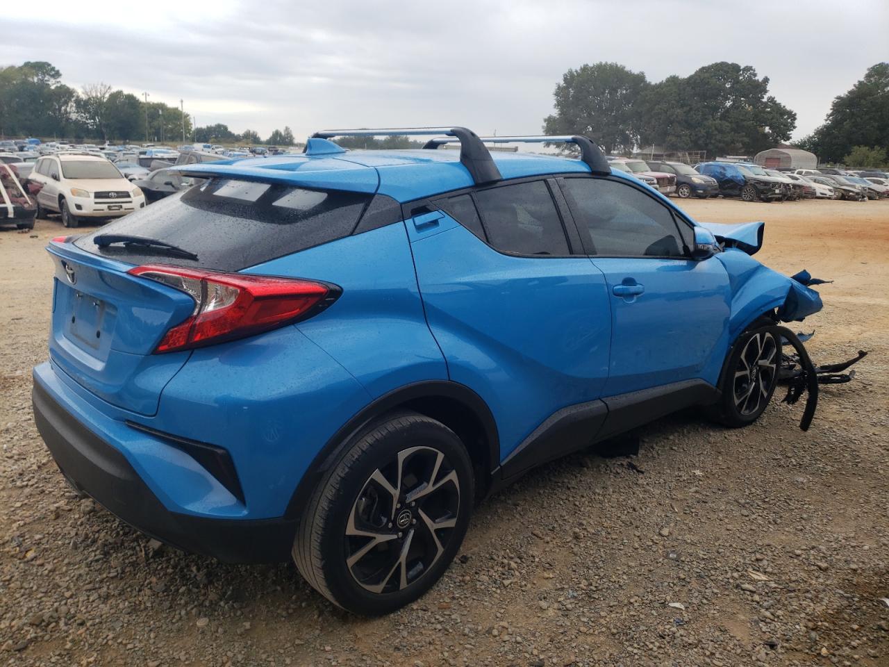 Obraz 3 z 2019 TOYOTA C-HR XLE 2019 z VIN NMTKHMBX8KR091326