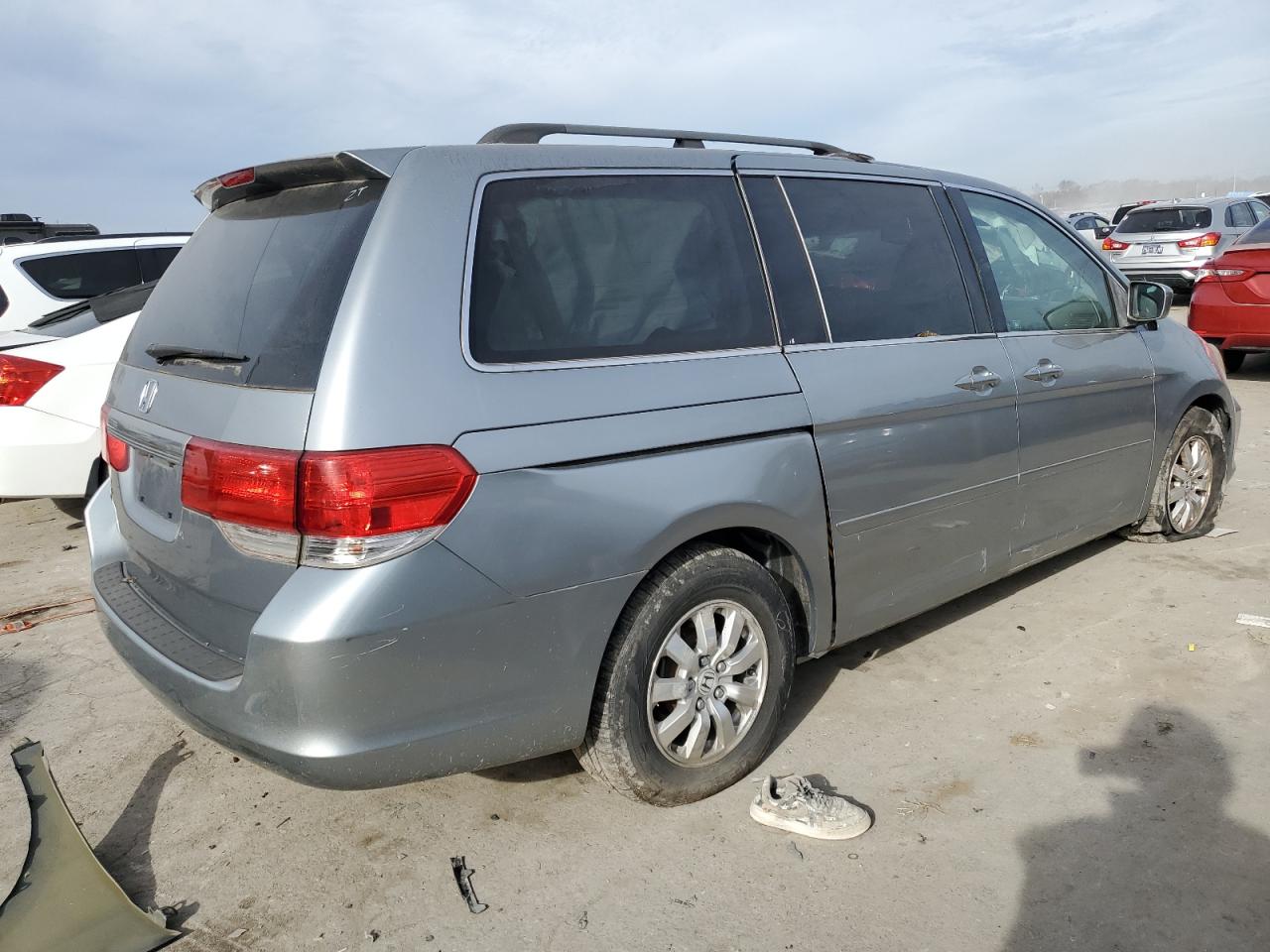 Image 3 of 2010 HONDA ODYSSEY EXL 2010 with VIN 5FNRL3H68AB016488