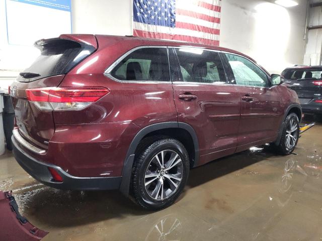 Image 3 of 2018 TOYOTA HIGHLANDER LE 2018 with VIN 5TDBZRFH3JS844600