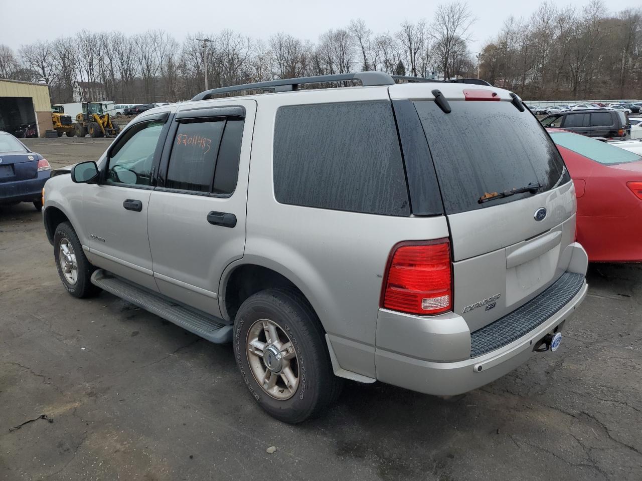 Image 2 of 2004 FORD EXPLORER XLT 2004 with VIN 1FMZU73EX4UC24172