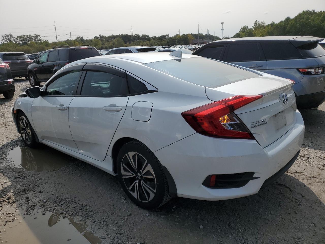 Obraz 2 z 2017 HONDA CIVIC EX 2017 z VIN 19XFC1F31HE207900