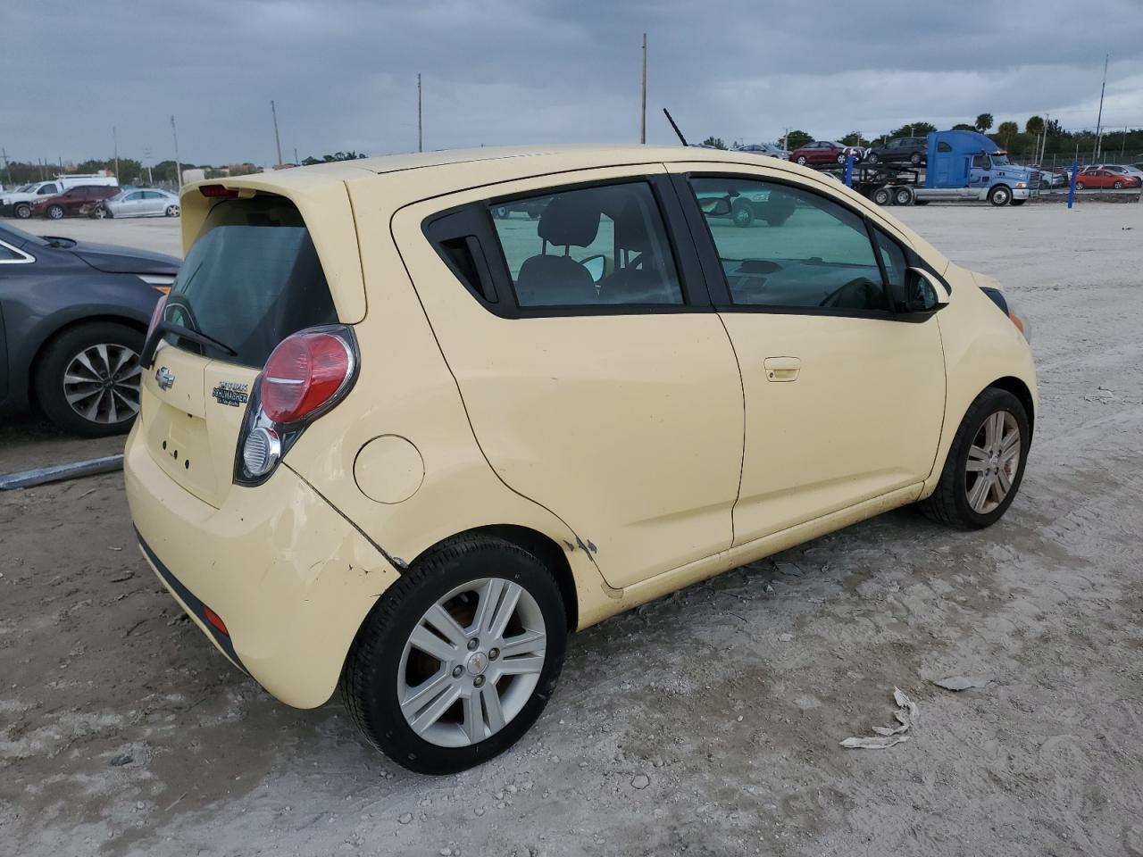 Image 3 of 2014 CHEVROLET SPARK LS 2014 with VIN KL8CB6S91EC559433