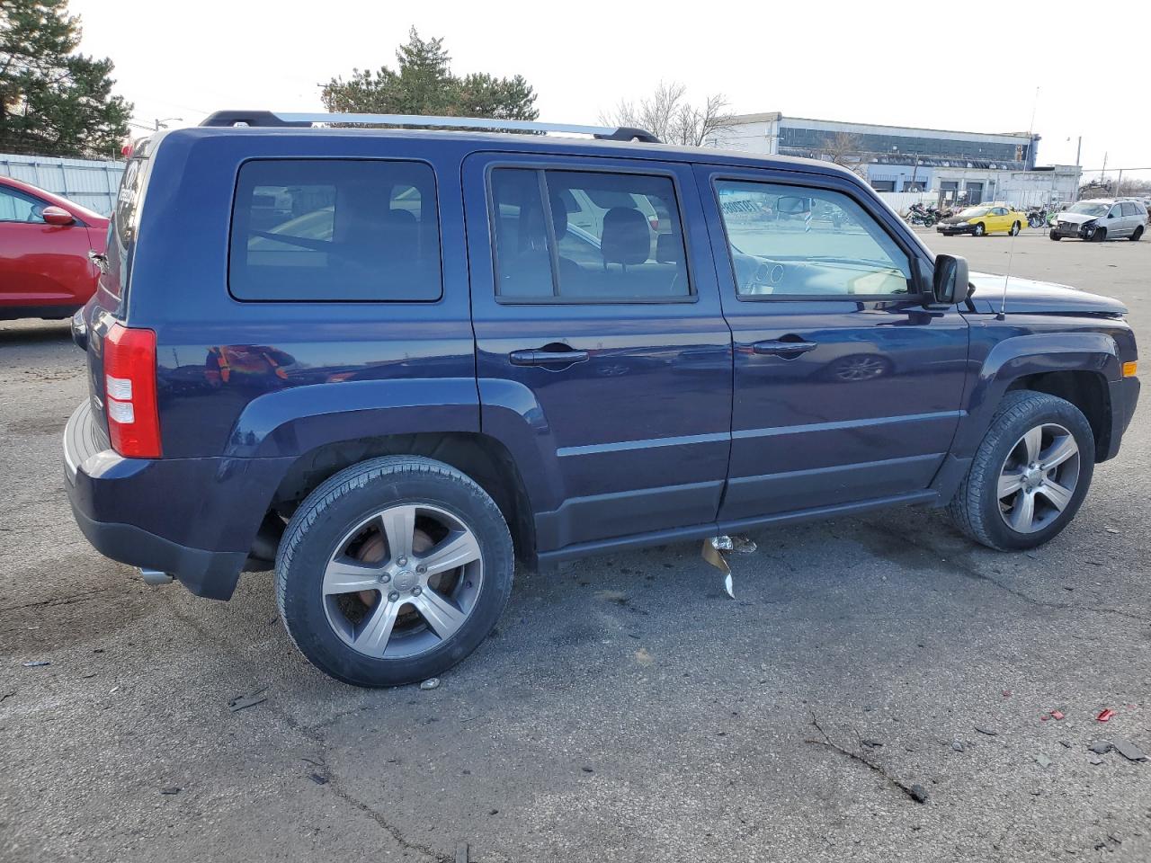 Obraz 3 z 2017 JEEP PATRIOT LATITUDE 2017 z VIN 1C4NJPFA3HD131939