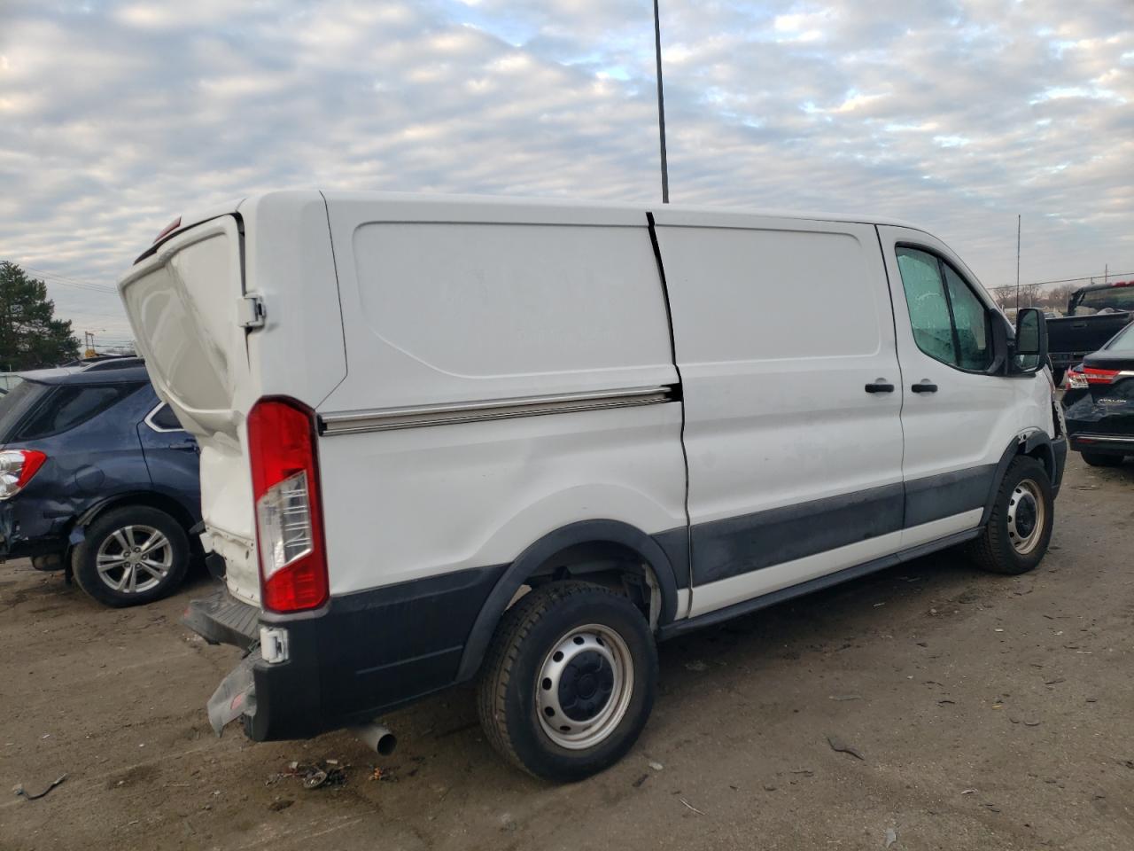 Изображение 3 2021 FORD TRANSIT T-150 2021 с VIN 1FTYE1Y8XMKB05076