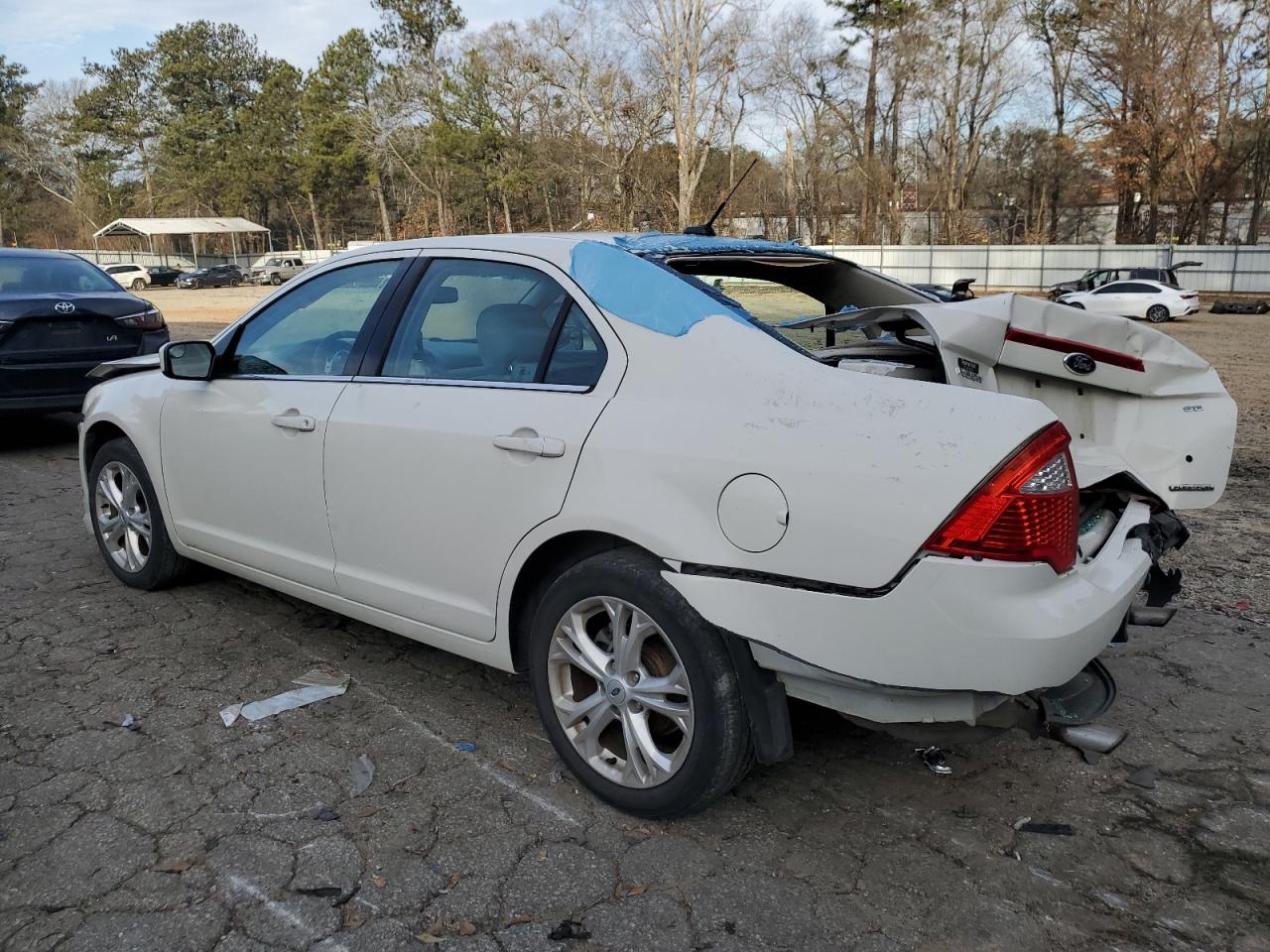 Obraz 2 z 2012 FORD FUSION SE 2012 z VIN 3FAHP0HG7CR388127