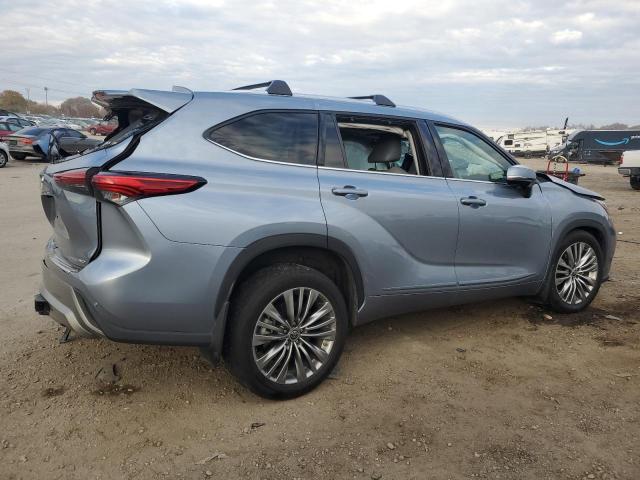 Obraz 3 z 2021 TOYOTA HIGHLANDER PLATINUM 2021 z VIN 5TDFZRBH0MS121671