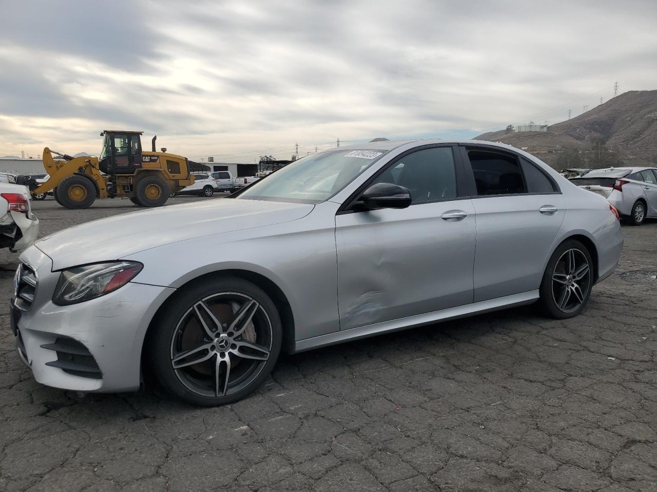 Изображение 1 2019 MERCEDES-BENZ E 300 2019 с VIN WDDZF4JB5KA506536