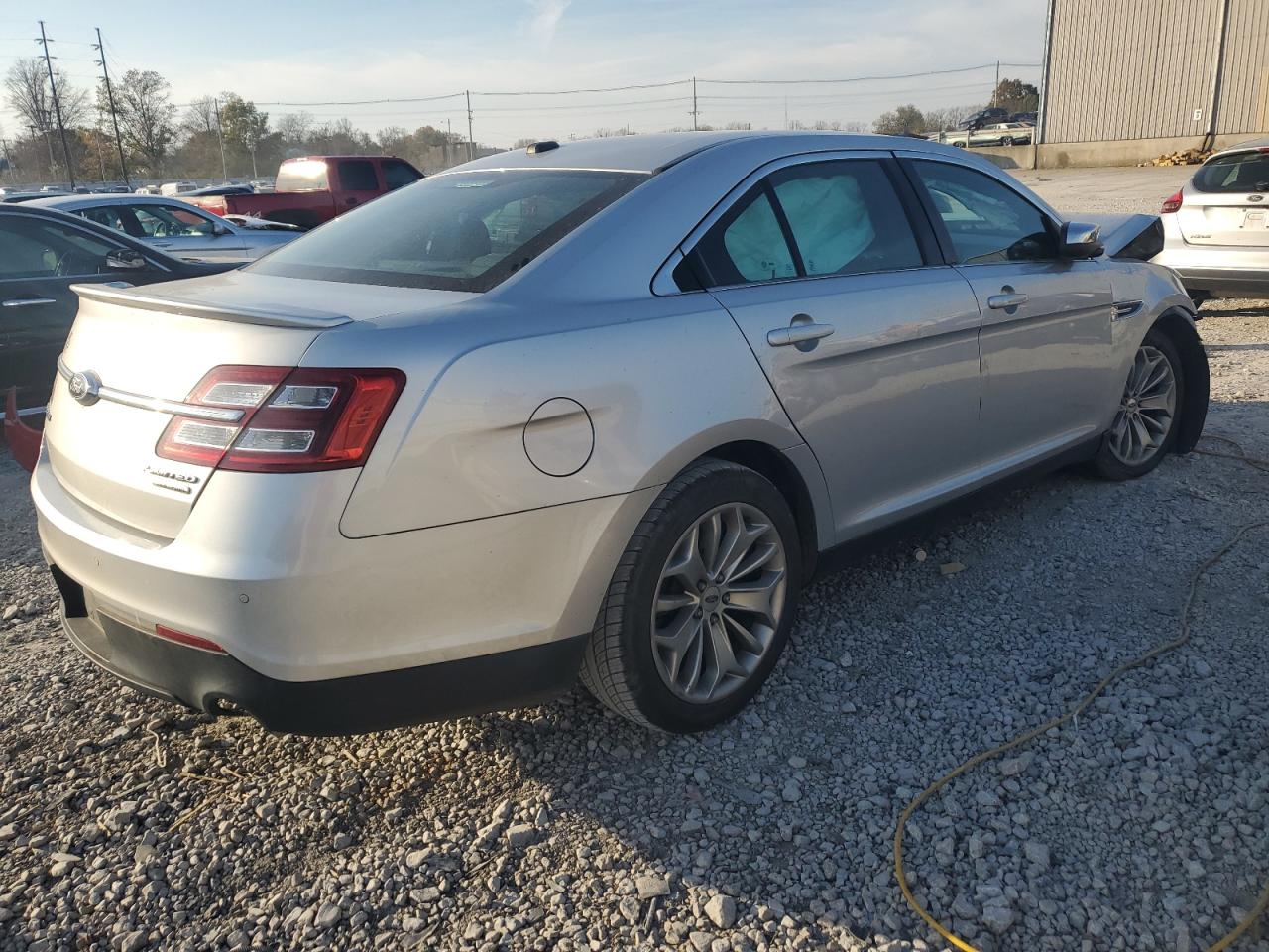 Obraz 3 z 2015 FORD TAURUS LIMITED 2015 z VIN 1FAHP2F88FG180339