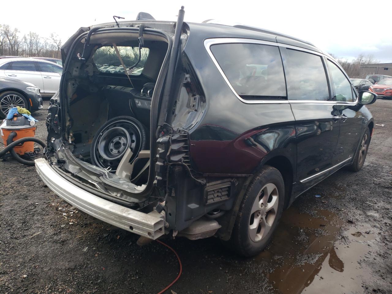 Изображение 3 2017 CHRYSLER PACIFICA TOURING L PLUS 2017 с VIN 2C4RC1EG9HR669458