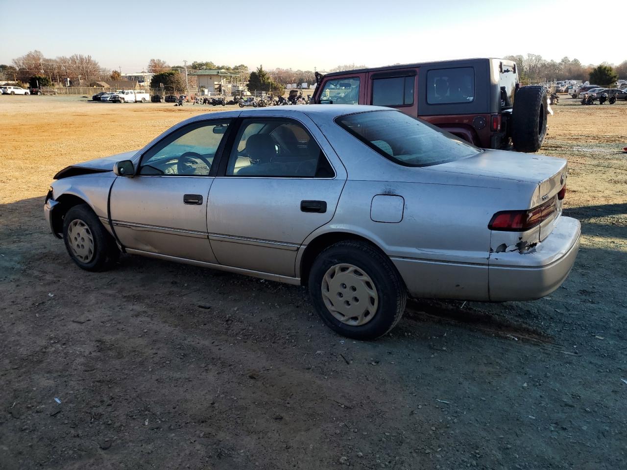 Изображение 2 1998 TOYOTA CAMRY CE 1998 с VIN 4T1BG22K1WU190421