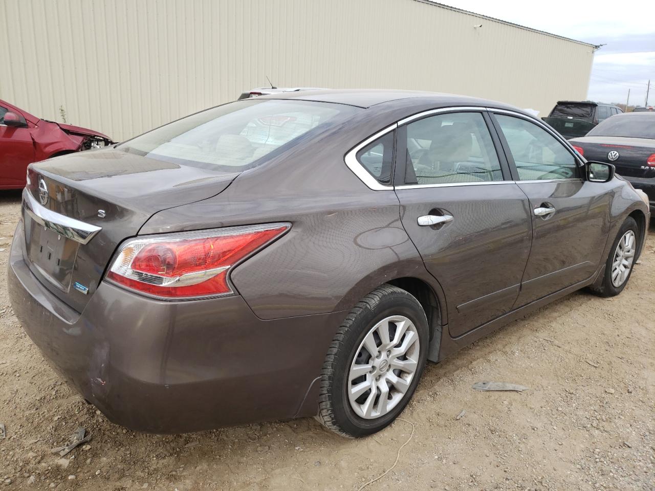 Image 3 of 2014 NISSAN ALTIMA 2.5 2014 with VIN 1N4AL3AP8EN215828